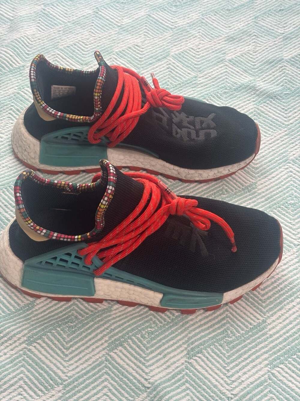 Adidas Pharrell Williams NMD Hu Trail Size 4.5 - Picture 4 of 8
